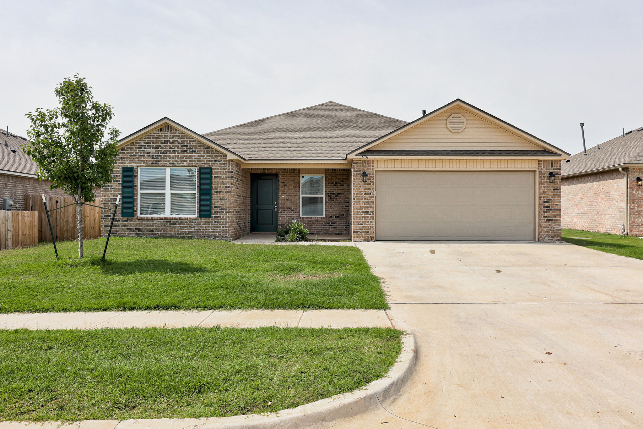 Property main image