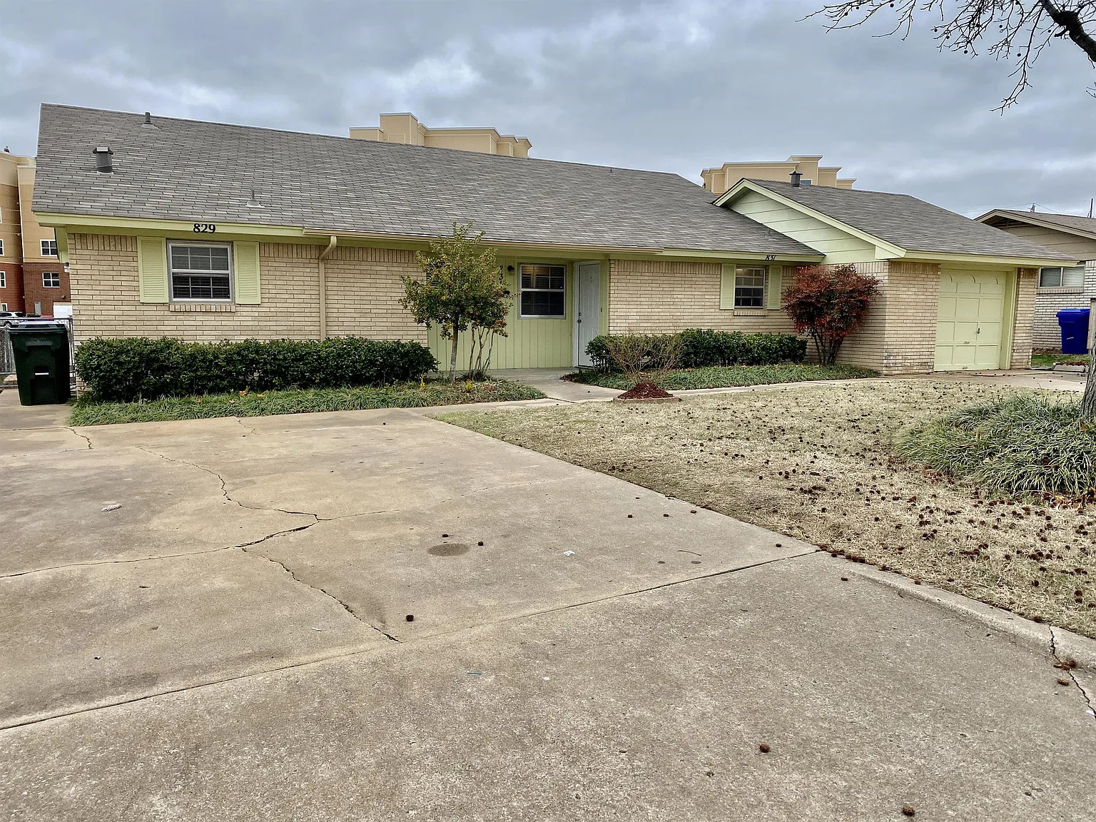 Property main image