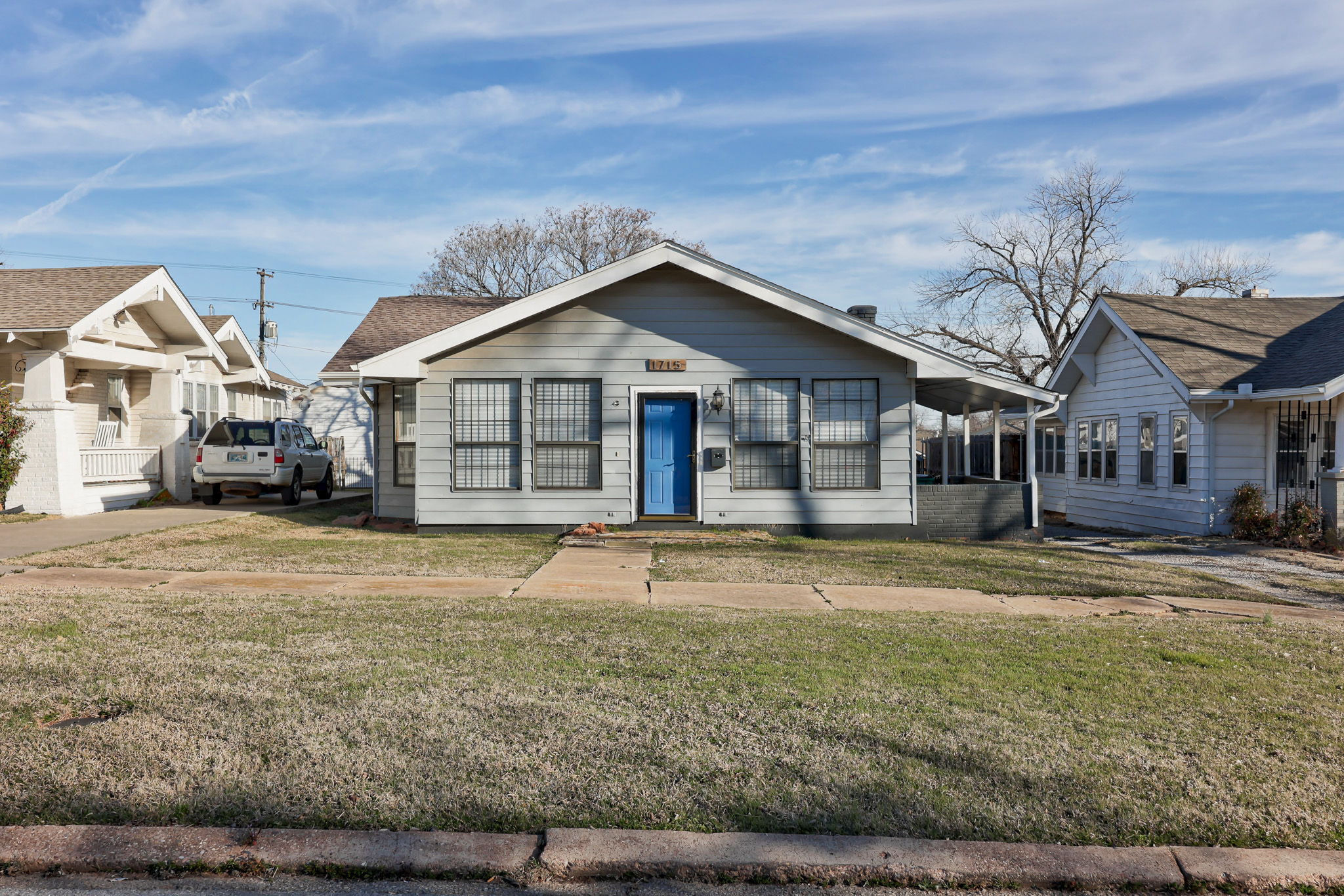 Property main image