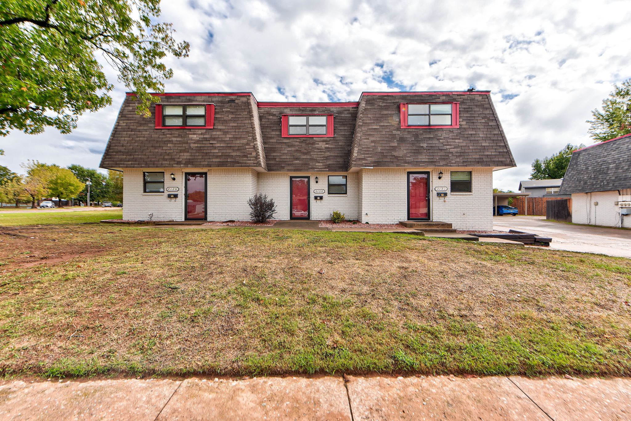2128 Melrose Ct