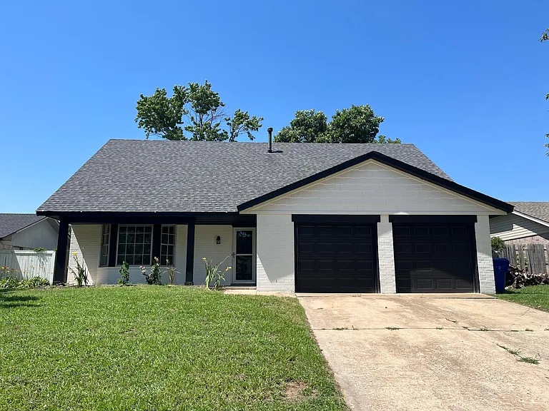 1707 Ridgemont Circle